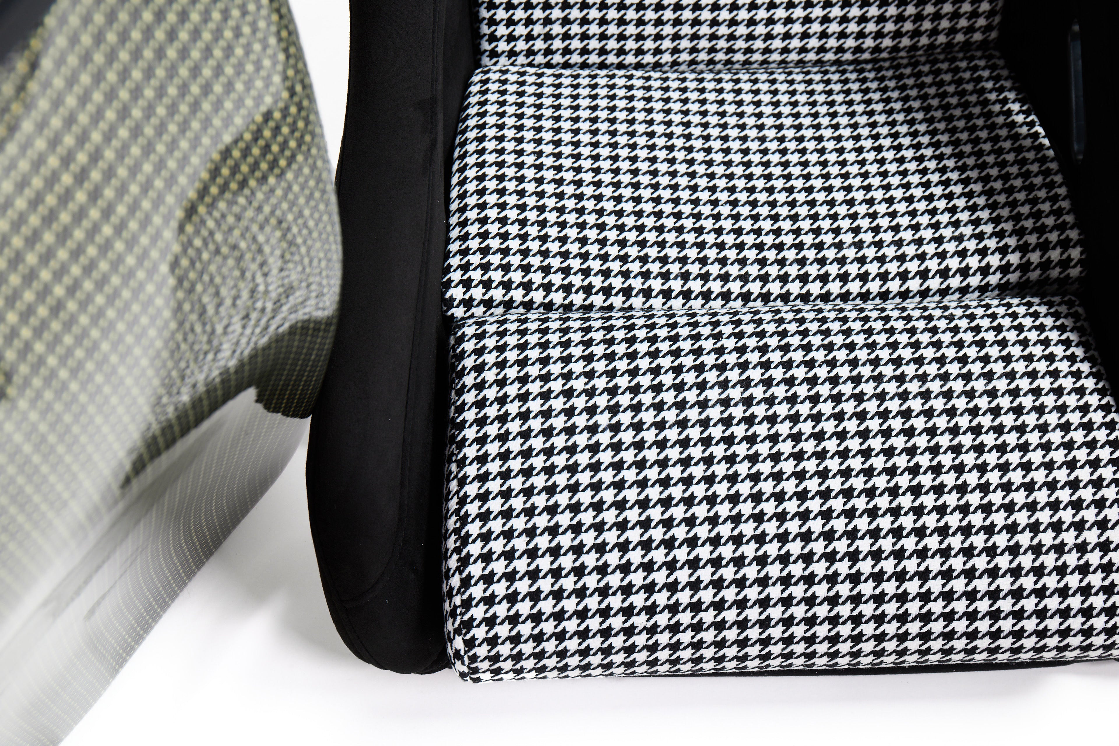 PRE-SALE: On The Limiter "Primal" Carbon Kevlar Bucket Seat